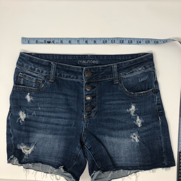 MAURICES  Distressed Button Fly Cut-off’s, SZ 5/6 - Picture 6 of 6